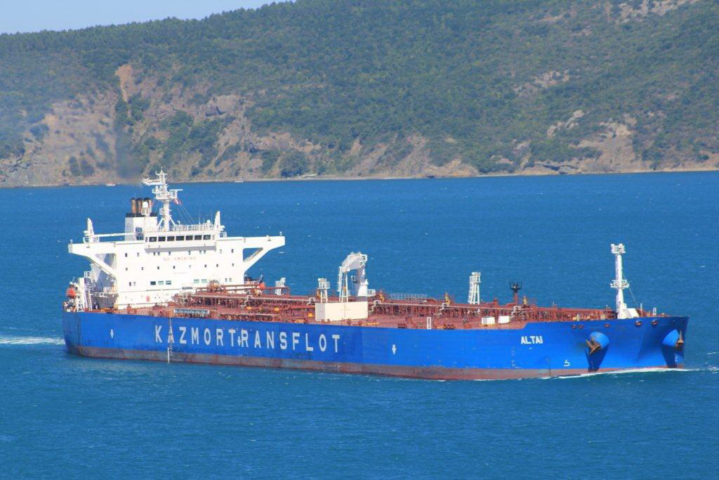 Проход казахстанских танкеров с нефтью затруднен  через турецкие проливы